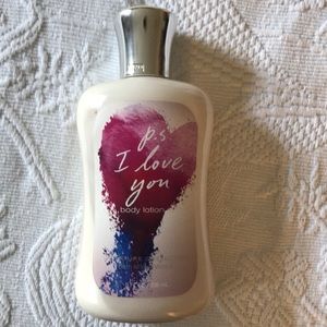 3/4 full bath & body works lotion (p.s I love you)
